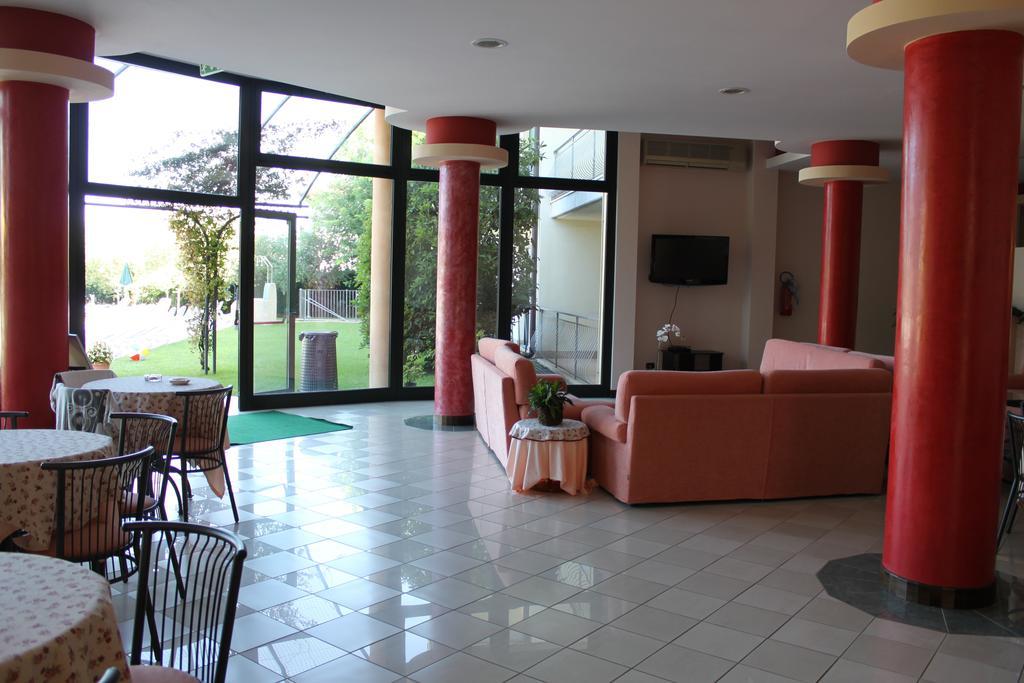 Nettuno Residence Hotel Peschiera del Garda Exterior foto